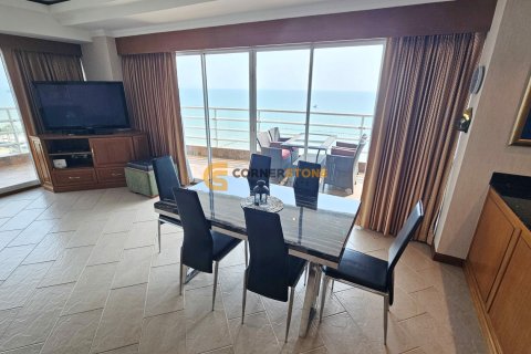 Studio dans le Condo sur Jomtien Beach, Pattaya, Thaïlande  № 168250 - photo 12