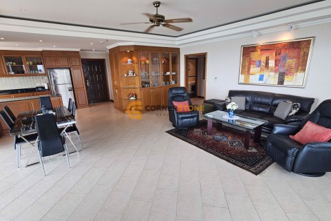 Studio dans le Condo sur Jomtien Beach, Pattaya, Thaïlande  № 168250 - photo 13