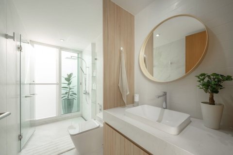 Villa in Chiang Mai, Thailand 4 bedrooms № 161233 - photo 16