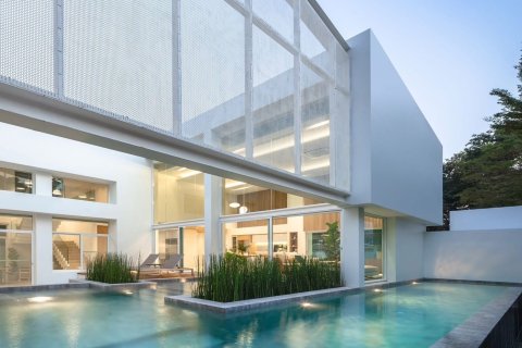 Villa in Chiang Mai, Thailand 4 bedrooms № 161233 - photo 23