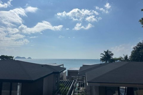 Villa in Surat Thani, Thailand 2 bedrooms № 115177 - photo 7