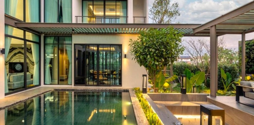 Дом в Правете, Бангкок, Таиланд с 4 спальнями  № 115174