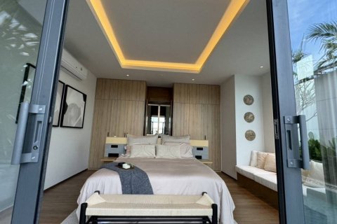 Villa in Chalong, Thailand 3 bedrooms № 115172 - photo 8
