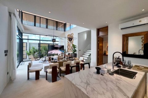 Villa in Chalong, Thailand 3 bedrooms № 115172 - photo 3