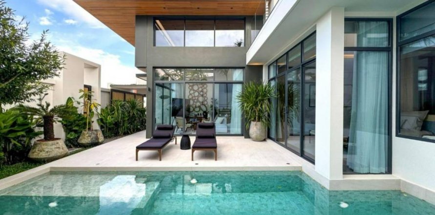 Villa in Chalong, Thailand 3 bedrooms № 115172