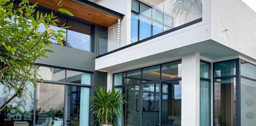 Вилла в Чалонге, Таиланд с 3 спальнями  № 115173