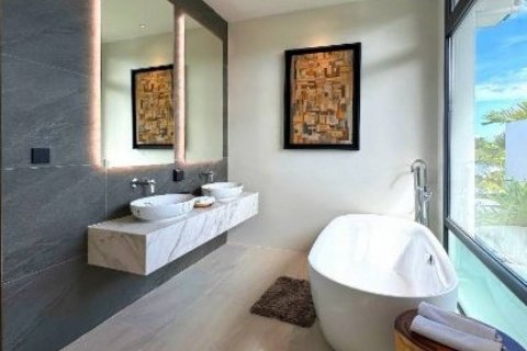 Вилла в Чалонге, Таиланд с 3 спальнями  № 115173 - фото 9