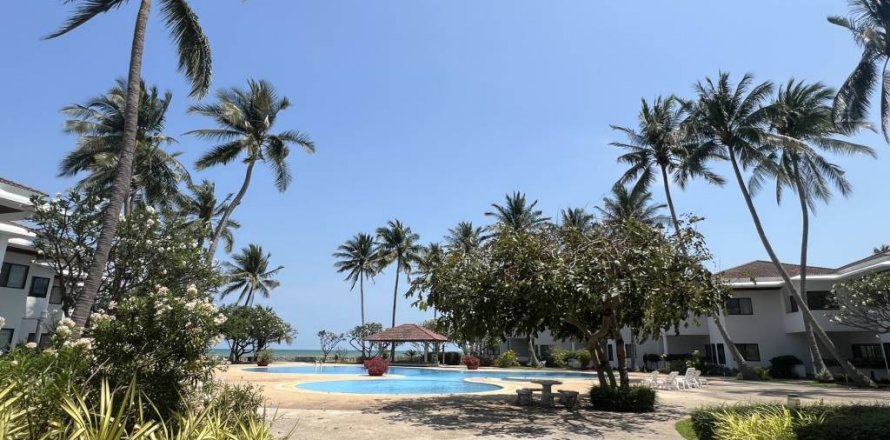 Кондоминиум с 4 спальнями в Ча-аме, Таиланд № 135237