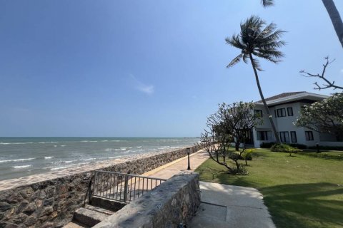 Кондоминиум с 4 спальнями в Ча-аме, Таиланд № 135237 - фото 4