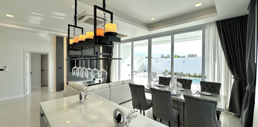 Вилла в Паттайе, Таиланд с 3 спальнями  № 134563