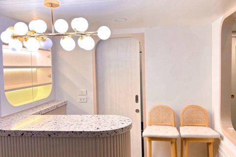 Кондоминиум с 1 спальней в Чатучаке, Бангкок, Таиланд № 134561 - фото 3