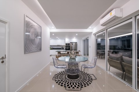 Villa in Hua Hin, Thailand 4 Schlafzimmer № 221823 - Foto 17
