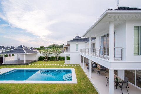 Villa in Hua Hin, Thailand 4 Schlafzimmer № 221823 - Foto 6