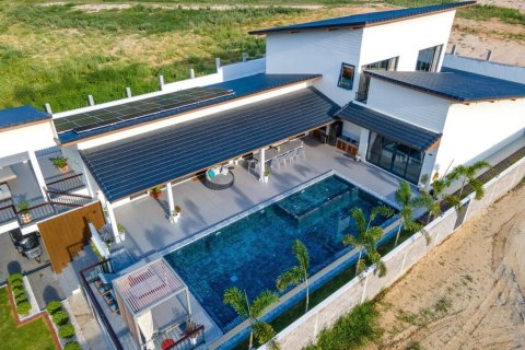 Villa in Hua Hin, Thailand 5 Schlafzimmer № 221824 - Foto 2