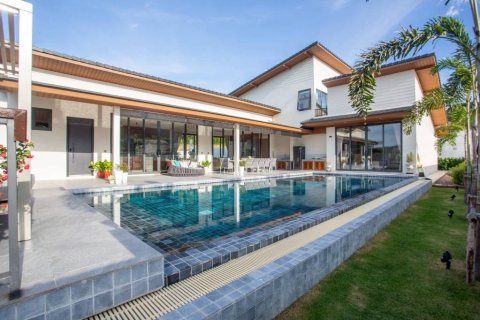 Villa in Hua Hin, Thailand 5 Schlafzimmer № 221824 - Foto 4
