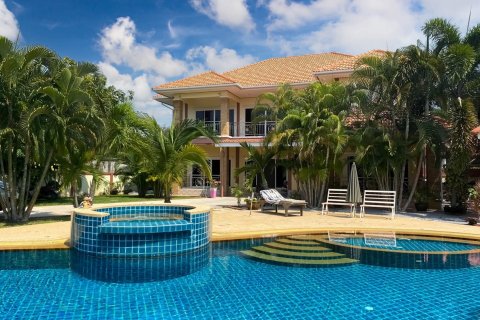 Haus in Hua Hin, Thailand 8 Schlafzimmer № 221826 - Foto 2