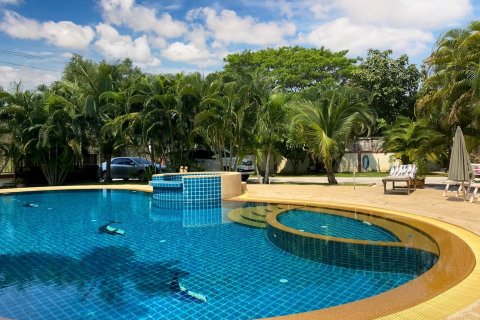 Haus in Hua Hin, Thailand 8 Schlafzimmer № 221826 - Foto 4