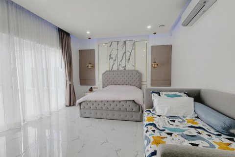 Villa in Hua Hin, Thailand 3 Schlafzimmer № 221822 - Foto 25