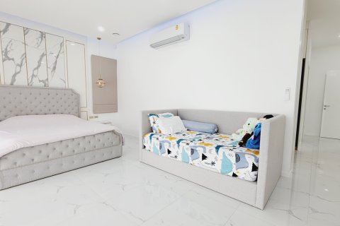 Villa in Hua Hin, Thailand 3 Schlafzimmer № 221822 - Foto 19
