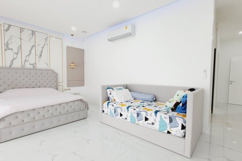 Villa in Hua Hin, Thailand 3 Schlafzimmer № 221822 - Foto 28