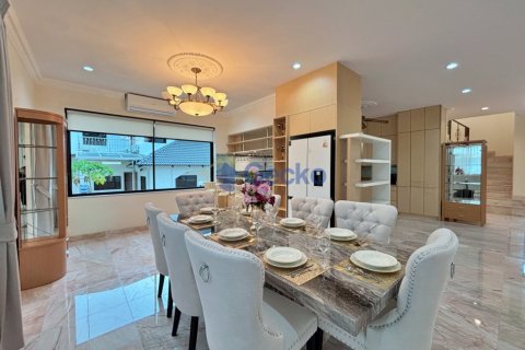 บ้านในพัทยา, ประเทศไทย 4 ห้องนอน № 195801 - รูปถ่าย 7