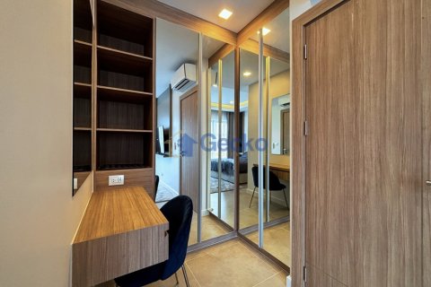 House in Pattaya, Thailand 4 bedrooms № 195799 - photo 24