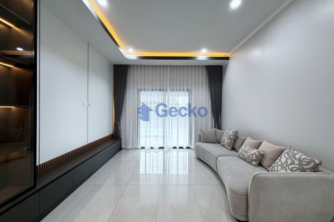 House in Pattaya, Thailand 3 bedrooms № 195800 - photo 6