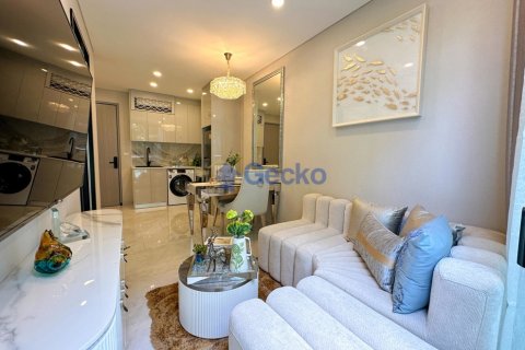 Condo in Pattaya, Thailand, 1 bedroom  № 195805 - photo 3