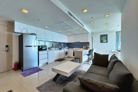 Condo in Pattaya, Thailand, 3 bedrooms  № 195804 - photo 6
