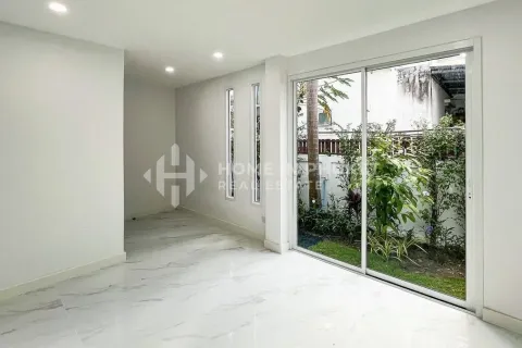 House in Phuket, Thailand 4 bedrooms № 146646 - photo 6