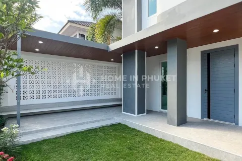 House in Phuket, Thailand 4 bedrooms № 146646 - photo 4