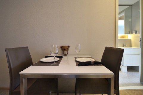 Studio dans le Condo à Watthana, Bangkok, Thaïlande  № 150289 - photo 3