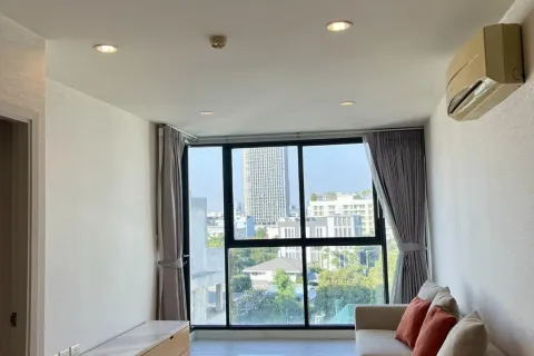 Studio in the Condo in Watthana, Bangkok, Thailand  № 160657