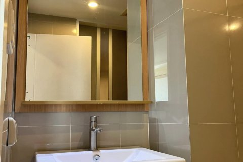 Studio in the Condo in Watthana, Bangkok, Thailand  № 160657 - photo 10