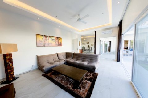 Вилла в Хуа Хине, Таиланд с 3 спальнями  № 134491 - фото 3