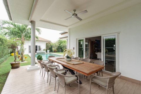 Villa in Hua Hin, Thailand 4 bedrooms № 134490 - photo 7