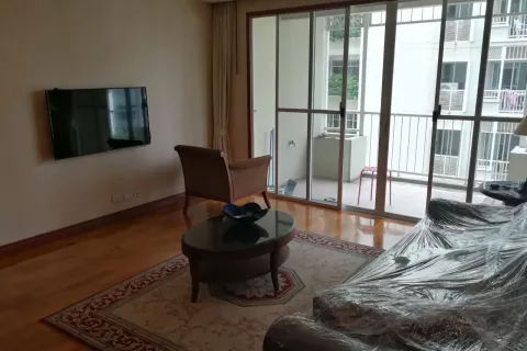 Кондоминиум с 2 спальнями в Ваттхане, Бангкок, Таиланд № 140301 - фото 3