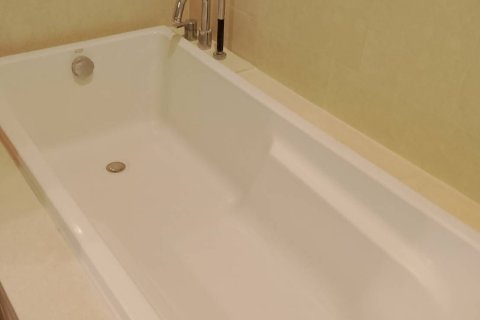 Condo in Watthana, Bangkok, Thailand, 2 bedrooms  № 136627 - photo 5