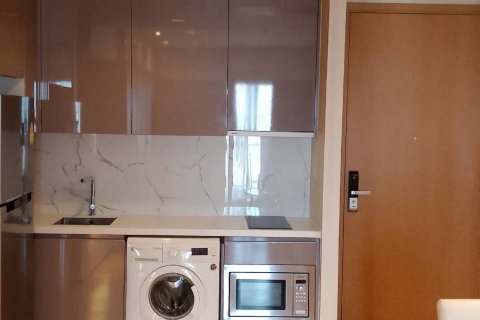 Condo in Watthana, Bangkok, Thailand, 2 bedrooms  № 136627 - photo 2