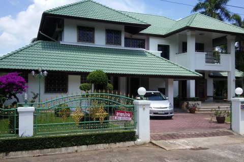 Maison à Nakhon Si Thammarat, Thaïlande 5 chambres № 136624 - photo 4