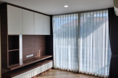 Condo in Phaya Thai, Bangkok, Thailand, 2 bedrooms № 136625 - photo 5