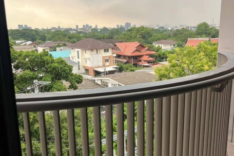 Condo in Bangkok, Thailand, 1 bedroom  № 114476 - photo 8