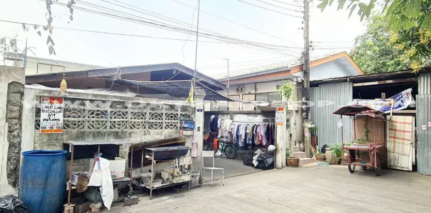 Land in Nonthaburi, Thailand 316 sq.m. № 155151