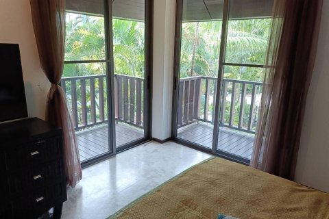Villa in Phuket, Thailand 5 bedrooms № 155150 - photo 5
