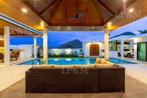 Вилла в Хуа Хине, Таиланд с 3 спальнями № 169172 - фото 10