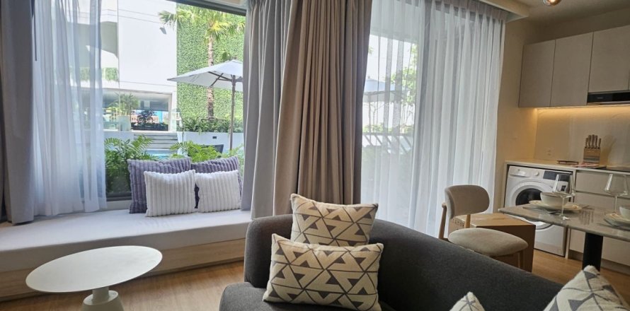 Studio in the Condo in Phuket, Thailand  № 169175