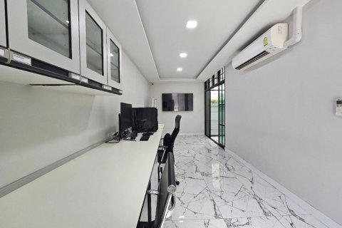 Office in Bueng Kum, Bangkok, Thailand № 169171 - photo 7