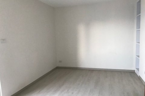 Condo in Watthana, Bangkok, Thailand, 3 bedrooms № 169176 - photo 14