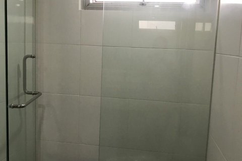 Condo in Watthana, Bangkok, Thailand, 3 bedrooms № 169176 - photo 12