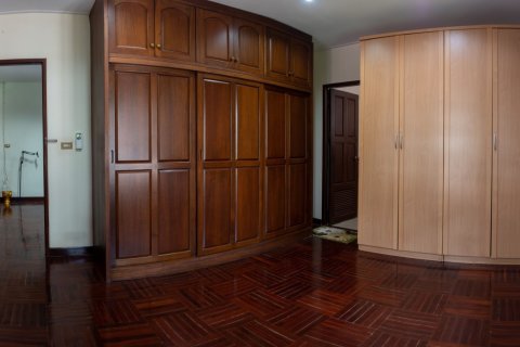 Дом в Кханнаяу, Бангкок, Таиланд с 5 спальнями  № 169174 - фото 18